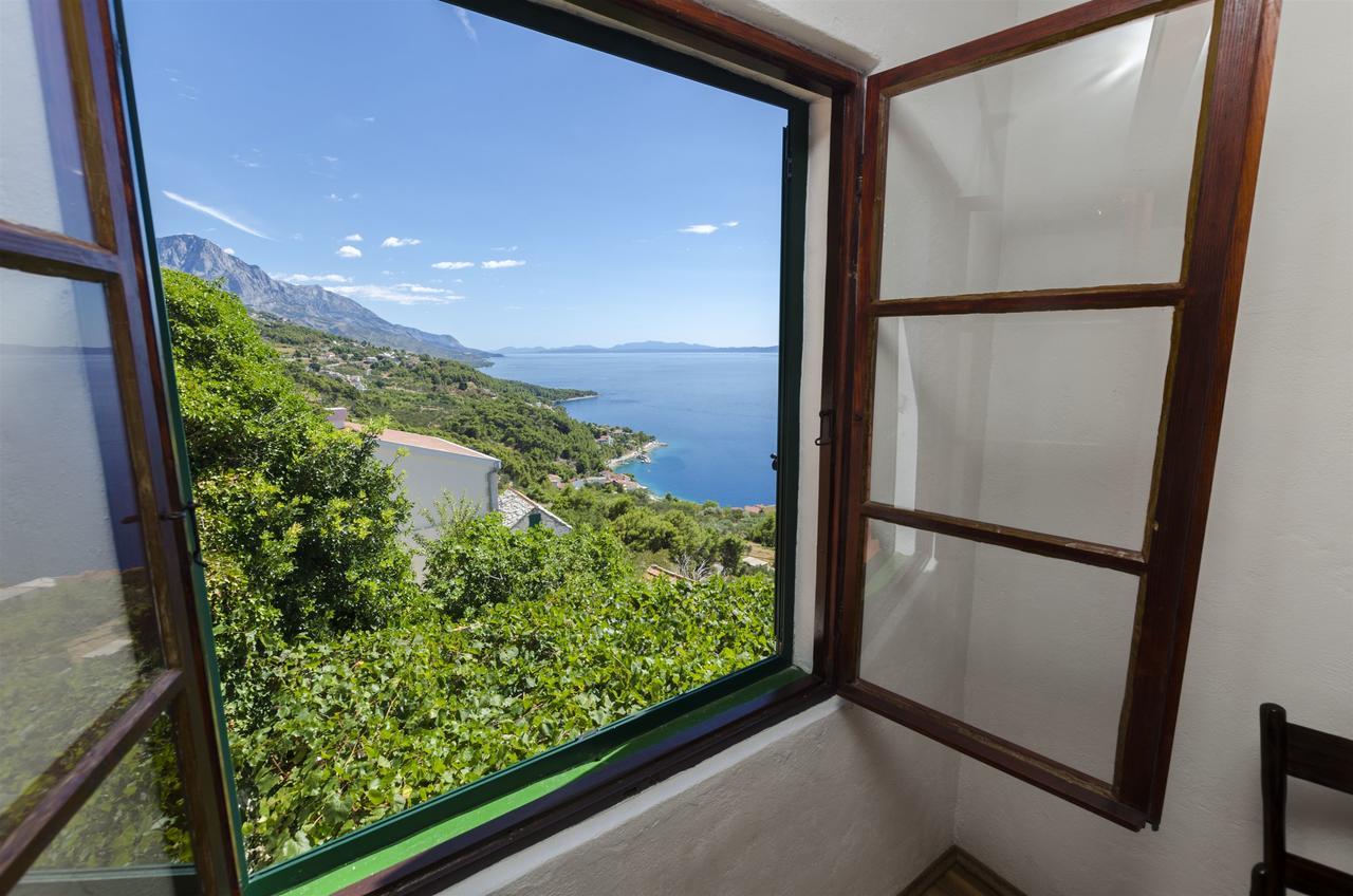 Gornja Brela Apartment Boris מראה חיצוני תמונה