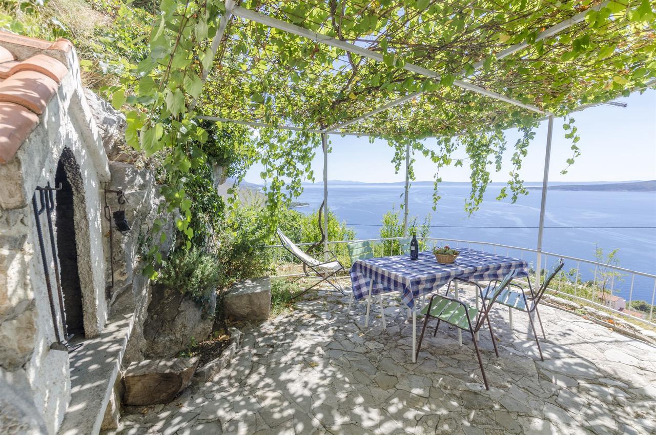 Gornja Brela Apartment Boris מראה חיצוני תמונה