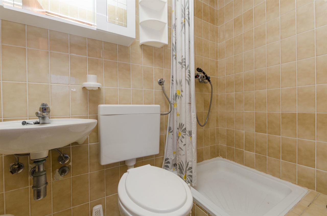 Gornja Brela Apartment Boris מראה חיצוני תמונה